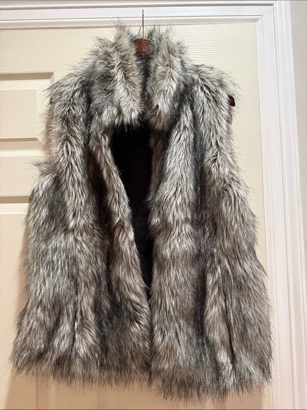 White House Black Market Silver Gray Faux Fur Vest